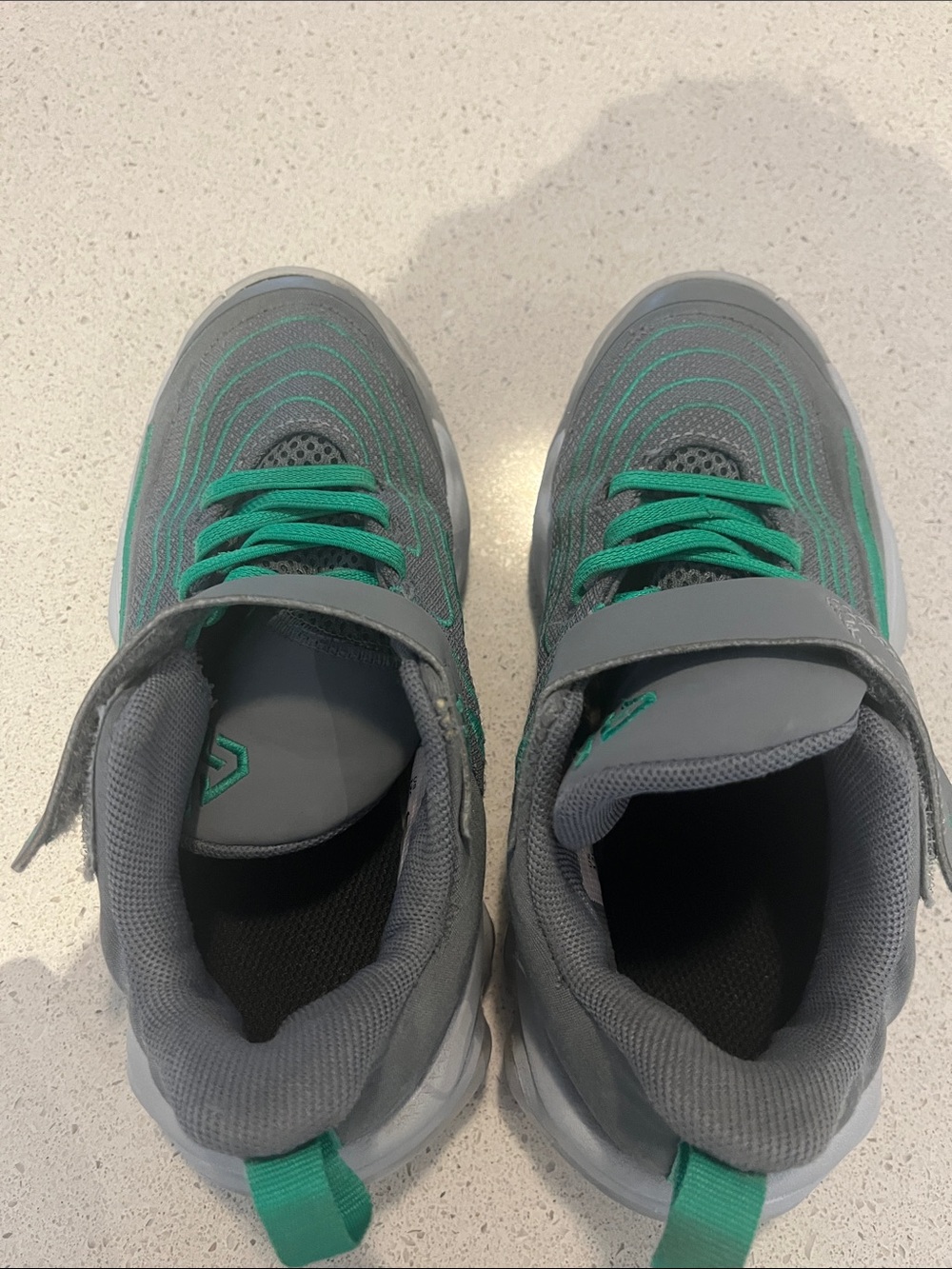 Nike Kids Grade School Giannis Immortality Basketball Shoes size 12C